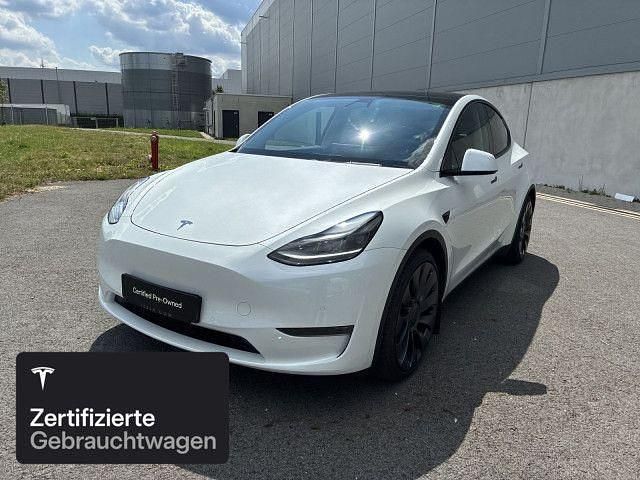 Weiß Gebraucht 2022 Tesla Model Y Performance SUV | 41.100 € (Etwas zu teuer) - Bild 1/4