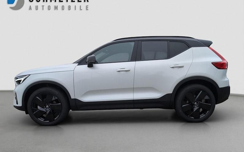 Gebraucht Volvo XC40 Plus 163 PS (119 kW) 2025 Weiß SUV