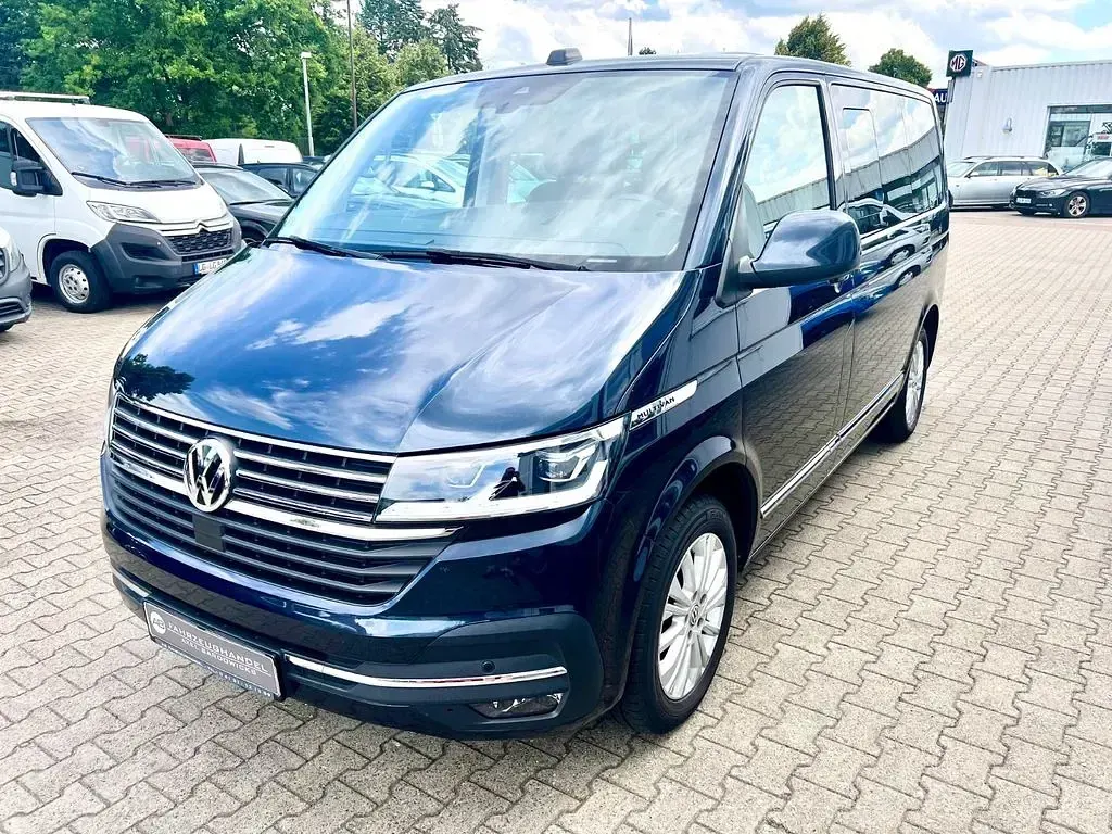 Gebraucht VW Multivan Generation Six 150 PS (110 kW) 2020 Starlight blue Van / Kleinbus