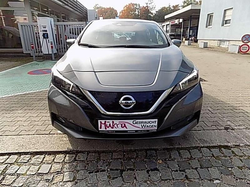 Gebraucht Nissan Leaf Acenta 110 kW (150 PS) 2020 Grau Kleinwagen