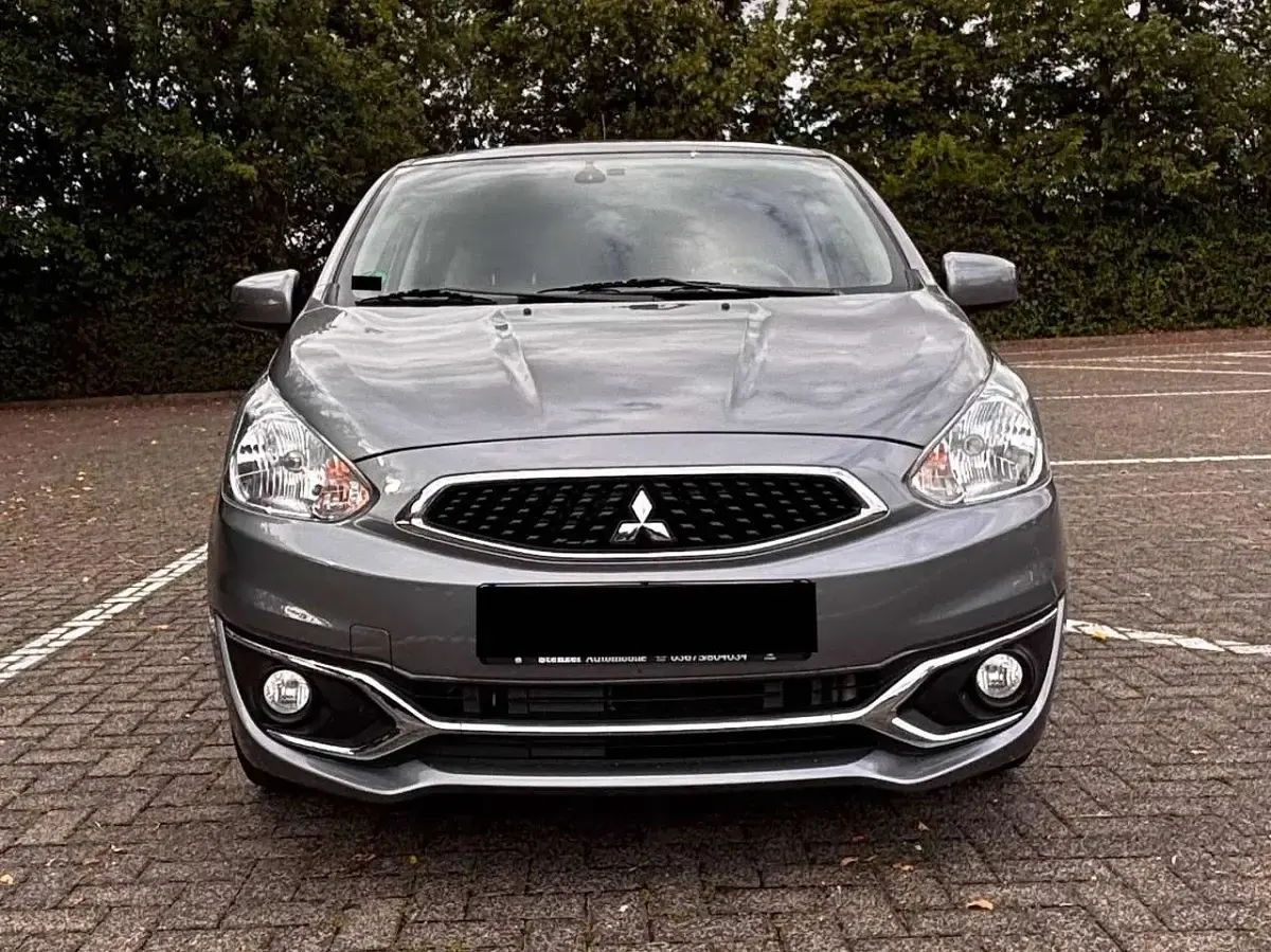 Gebraucht Mitsubishi Space Star Top 80 PS (58 kW) 2018 Grau Kleinwagen