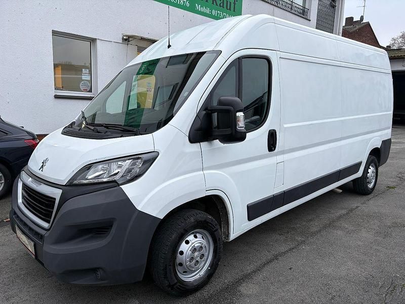 Gebraucht Peugeot Boxer Comfort 131 PS (96 kW) 2016 Weiß Van