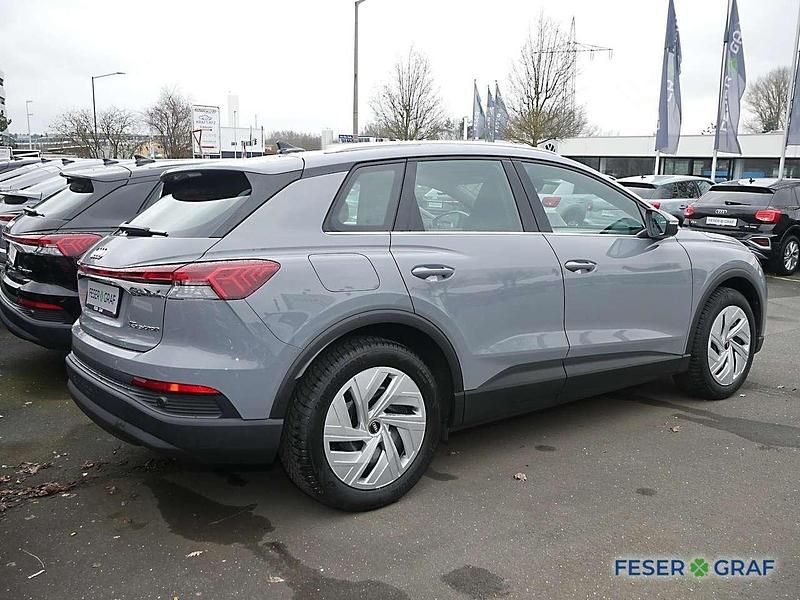 Gebraucht Audi Q4 e-tron Ambiente 210 kW (286 PS) 2025 Kieselgrau SUV