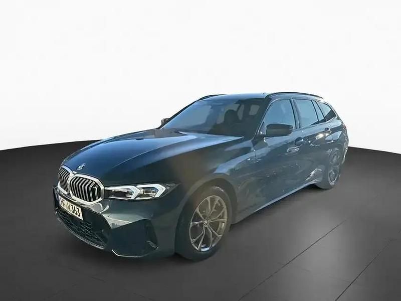 Gebraucht BMW 320 M Sport 190 PS (139 kW) 2024 Alpinweiss iii (weiß) Kombi