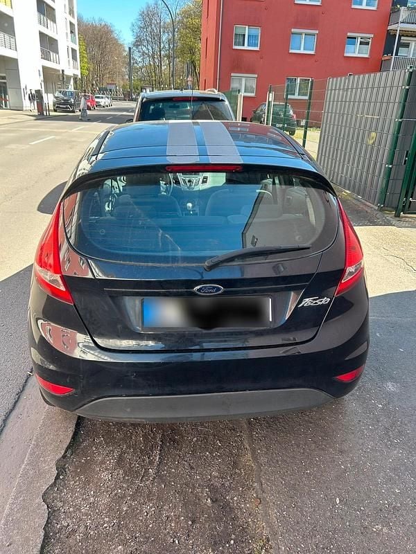 Gebraucht Ford Fiesta 60 PS (44 kW) 2009 Schwarz Kleinwagen