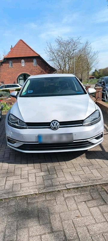 Gebraucht VW Golf VII 125 PS (91 kW) 2017 Kleinwagen