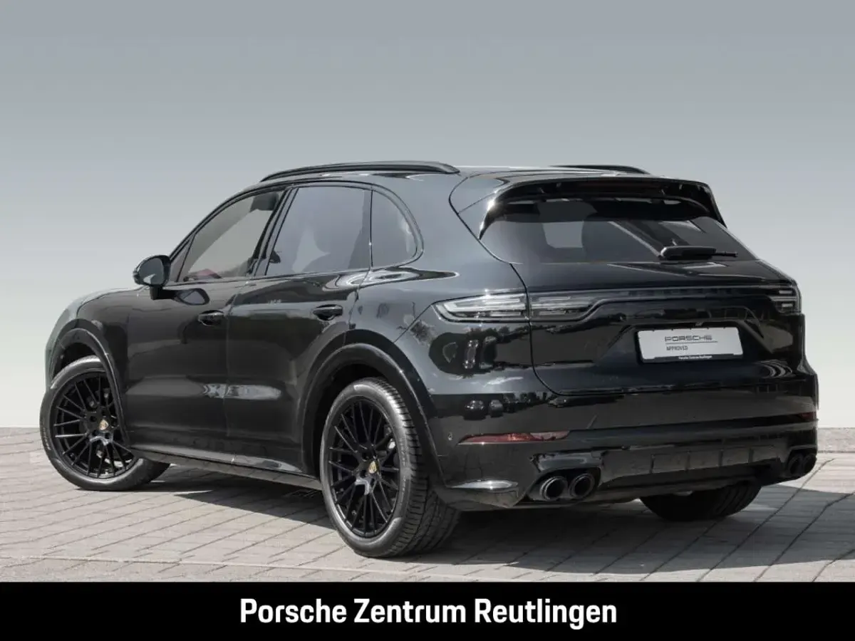 Gebraucht Porsche Cayenne GTS 460 PS (338 kW) 2023 Schwarz SUV
