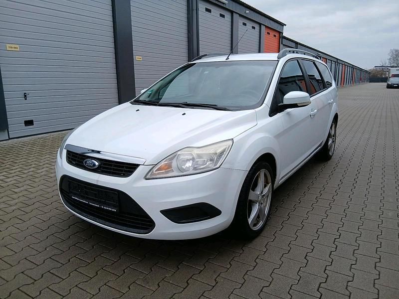 Silber Gebraucht 2008 Ford Focus Kombi | 1.300 € (Superpreis) - Bild 1/4