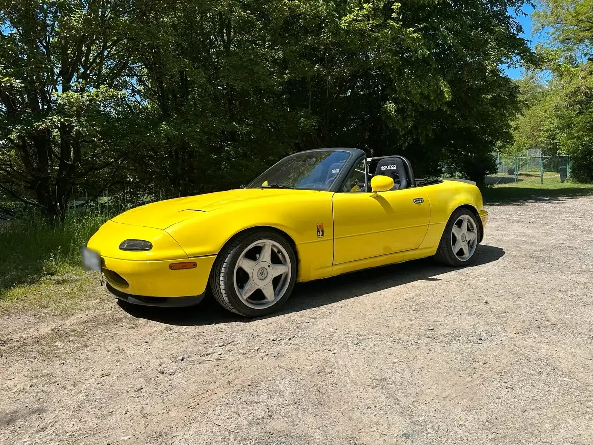 Gebraucht Mazda MX5 115 PS (84 kW) 1994 Gelb Cabrio