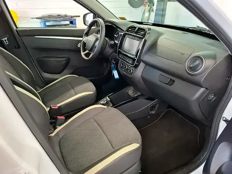 Occasion Dacia Spring Essentiel 33 kW (45 ch) 2023 Argent Citadine