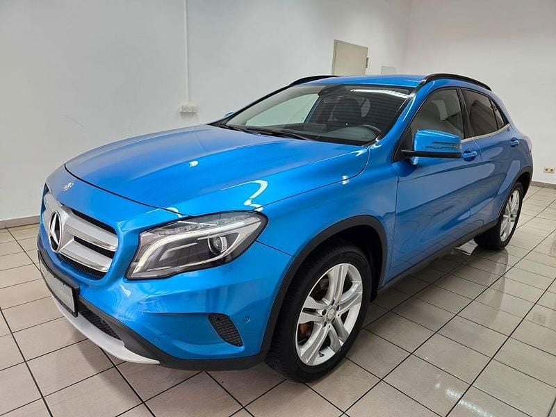 Gebraucht Mercedes GLA180 122 PS (89 kW) 2016 Suedseeblau SUV