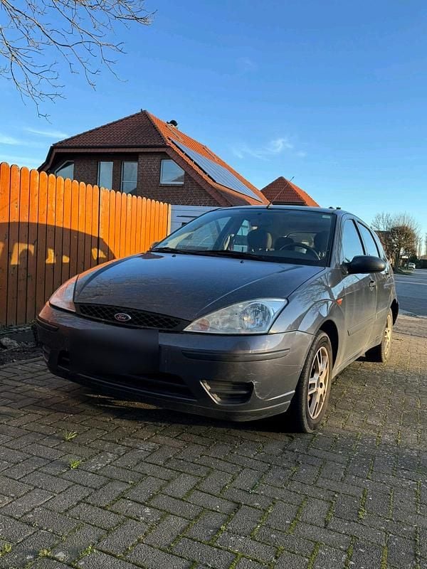 Gebraucht Ford Focus 89 PS (65 kW) 2004 Grau Kleinwagen