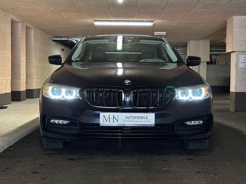 Gebraucht BMW 540 Sport Line 340 PS (250 kW) 2017 Blau Limousine