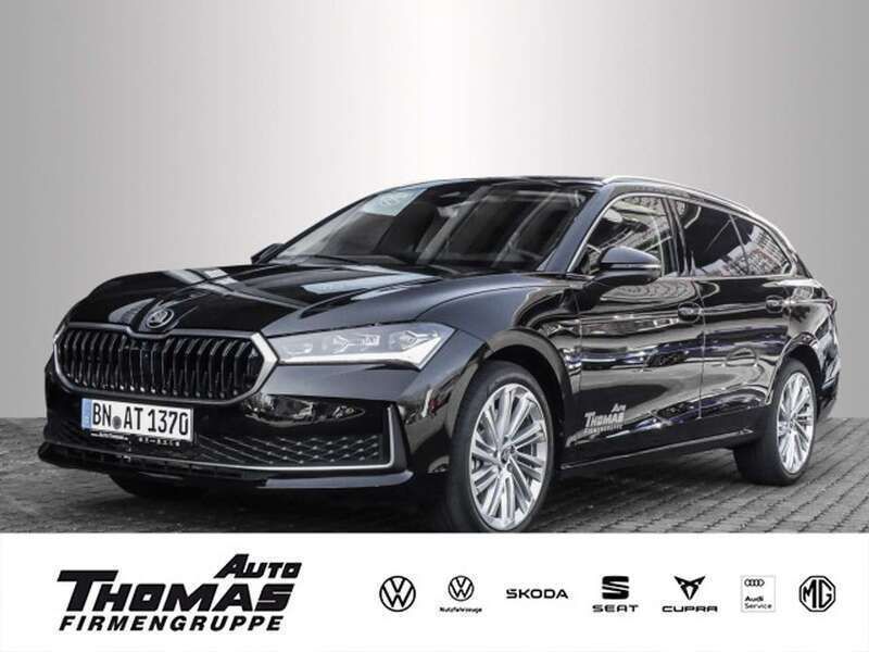 Ebony schwarz metallic Gebraucht 2025 Skoda Superb Selection Kombi | 55.980 € (Teuer) - Bild 1/3