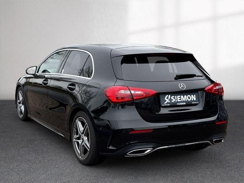 Gebraucht Mercedes A200 AMG line 163 PS (119 kW) 2019 Unilack (schwarz Limousine