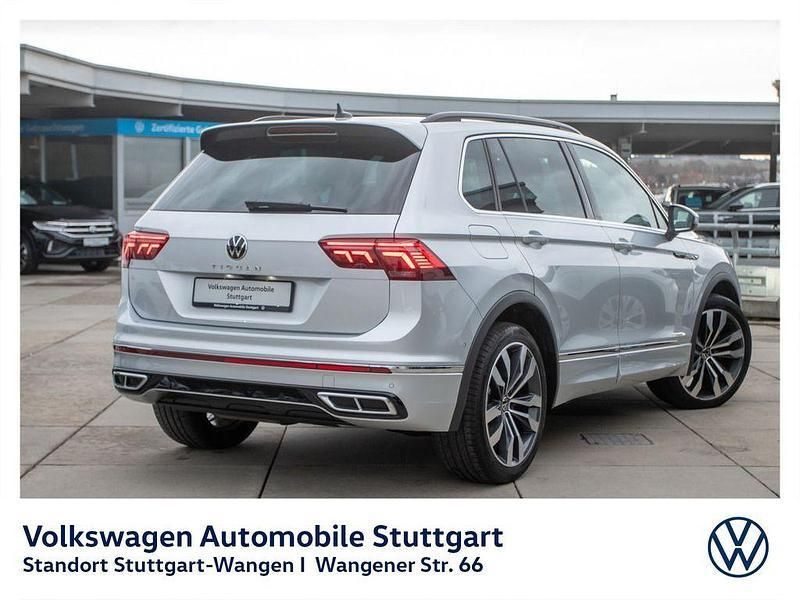 Gebraucht VW Tiguan R-line 150 PS (110 kW) 2023 Silber SUV