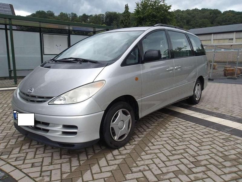 Silber Gebraucht 2003 Toyota Previa Van / Kleinbus | 7.000 € (Teuer) - Bild 1/4