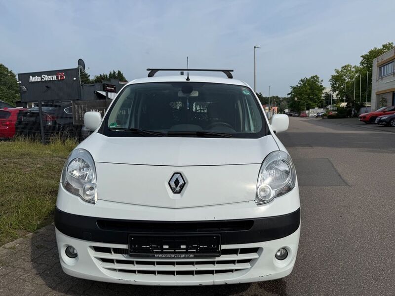 Weiß Gebraucht 2010 Renault Kangoo Van / Kleinbus | 3.999 € (Guter Preis) - Bild 1/4
