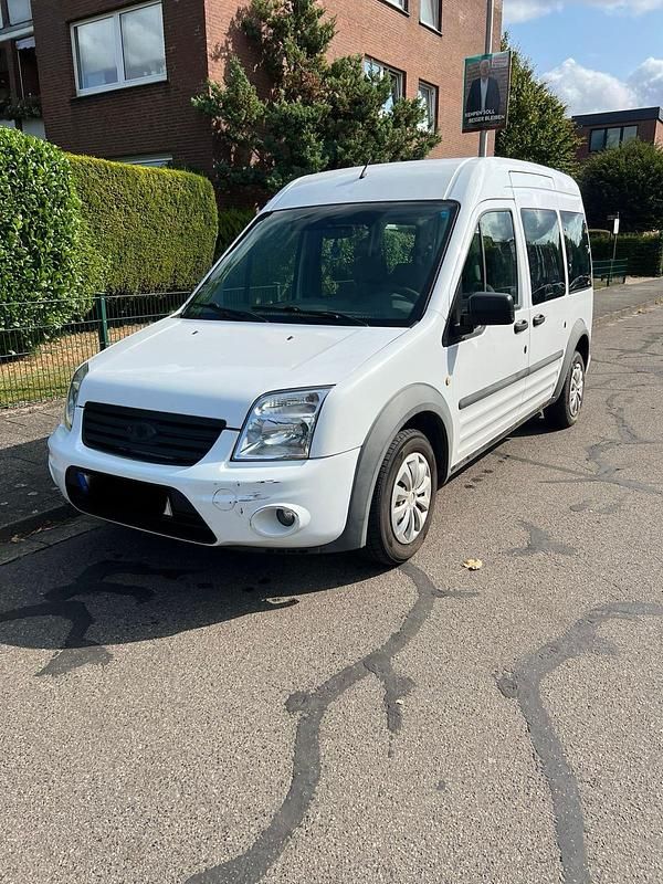 Weiß Gebraucht 2010 Ford Tourneo Van / Kleinbus | 3.250 € - Bild 1/4