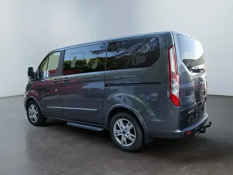 Gebraucht Ford Tourneo Custom Titanium 170 PS (125 kW) 2019 Grau Van