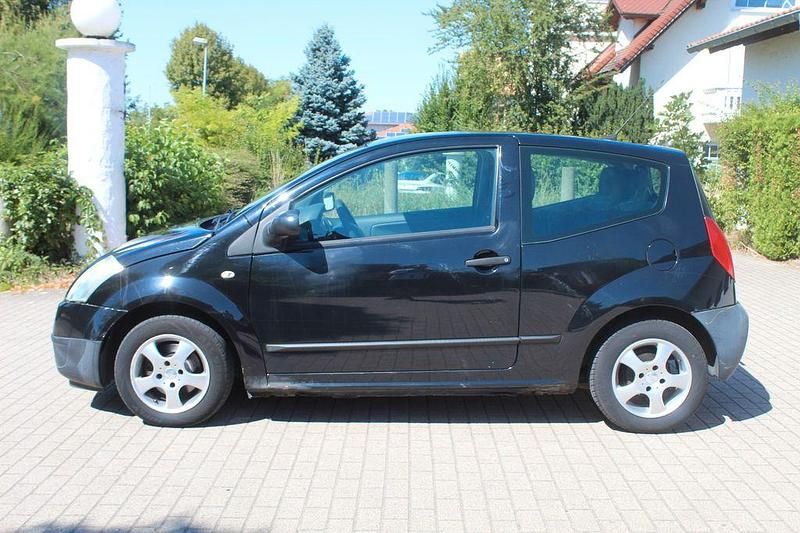 Gebraucht Citroën C2 Advance 60 PS (44 kW) 2007 Schwarz Kleinwagen