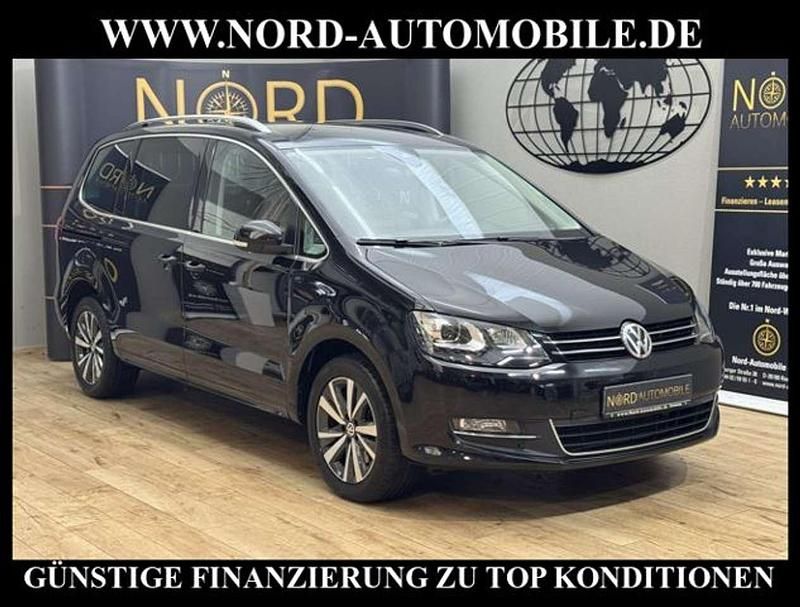 Gebraucht VW Sharan Highline 150 PS (110 kW) 2022 Deep black perleffekt Van / Kleinbus
