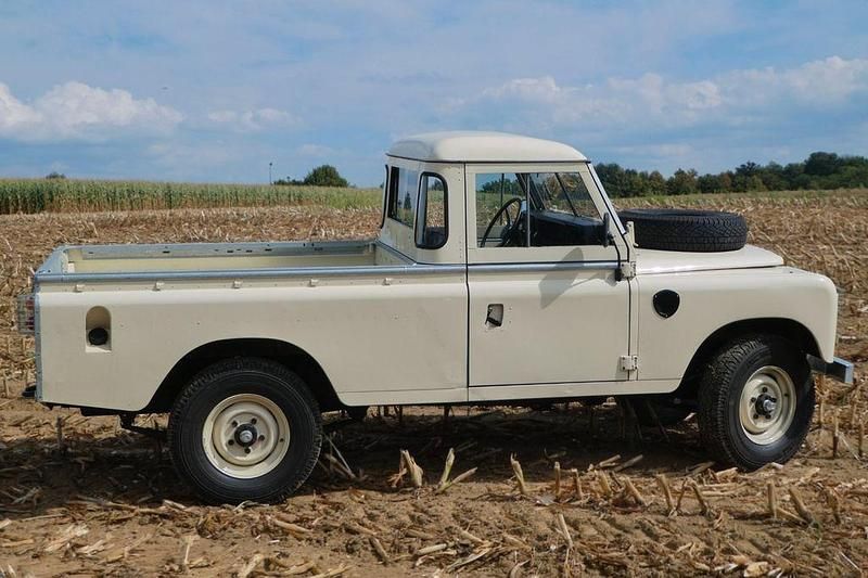 Gebraucht Land Rover 3 69 PS (50 kW) 1976 SUV