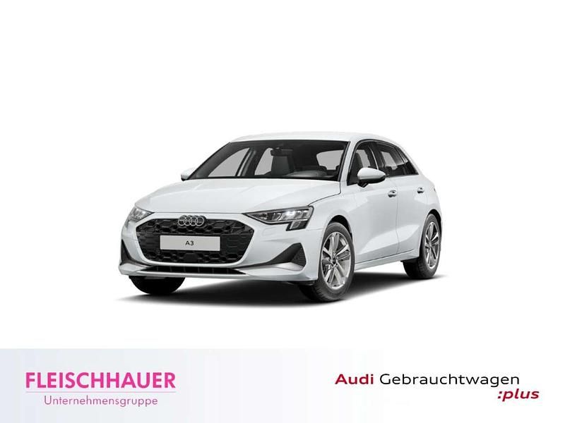 Gletscherweiß metallic Gebraucht 2025 Audi A3 Sportback Advanced Limousine | 35.490 € (Fairer Preis) - Bild 1/4
