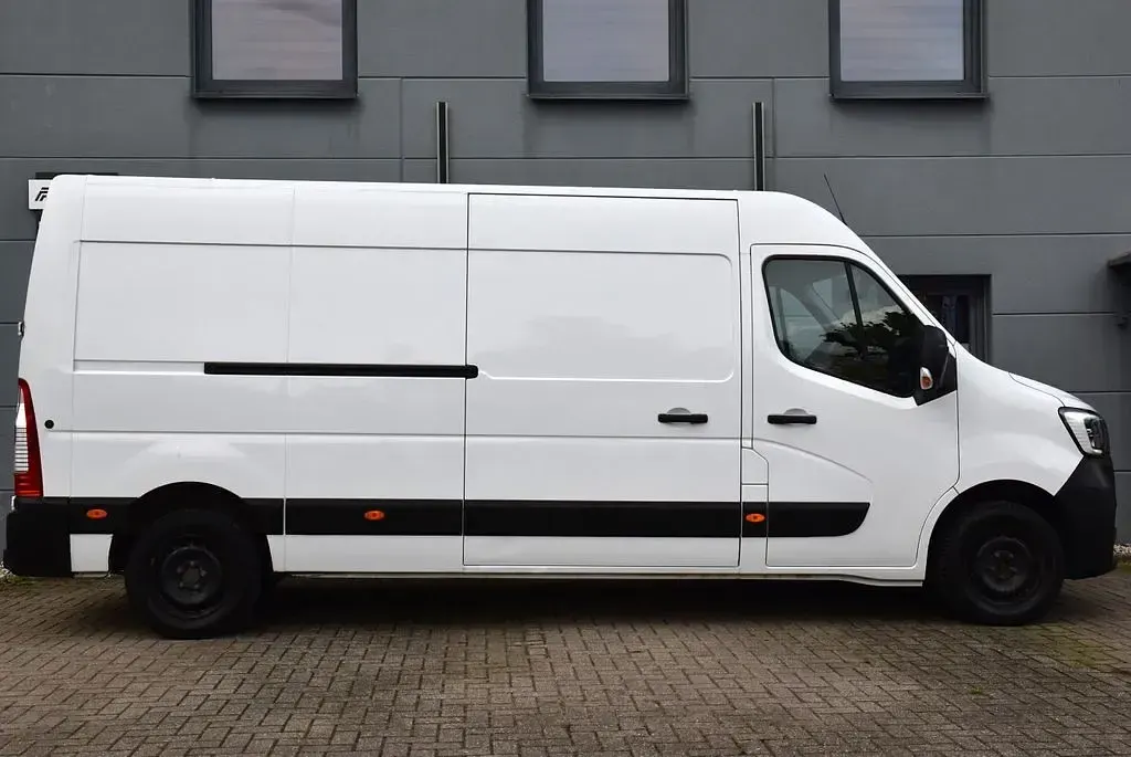 Occasion Renault Master Komfort 150 ch (110 kW) 2021 Blanc Monospace