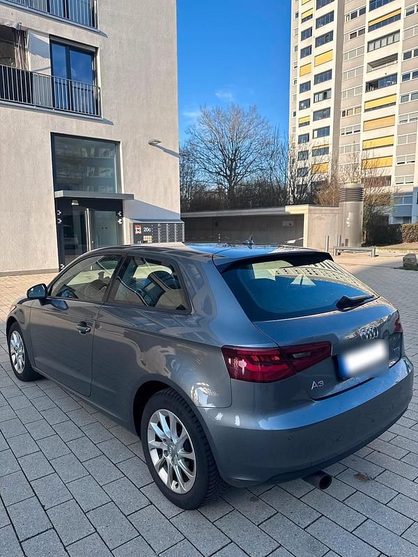 Gebraucht Audi A3 2014 Grau Limousine