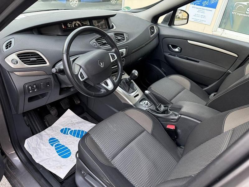 Gebraucht Renault Scénic III 116 PS (85 kW) 2014 Grau Van / Kleinbus