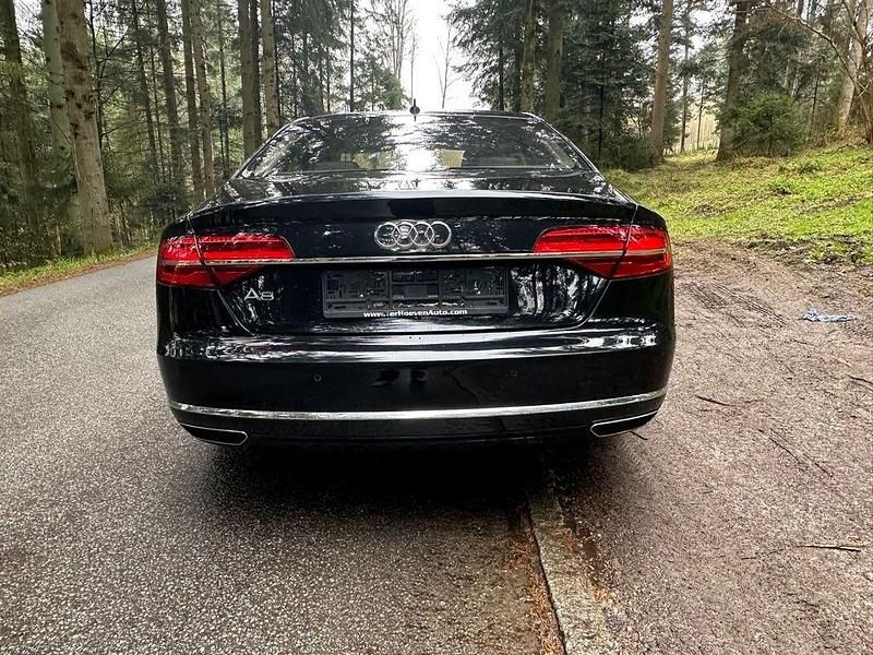 Gebraucht Audi A8 Sport 258 PS (189 kW) 2014 Schwarz Limousine