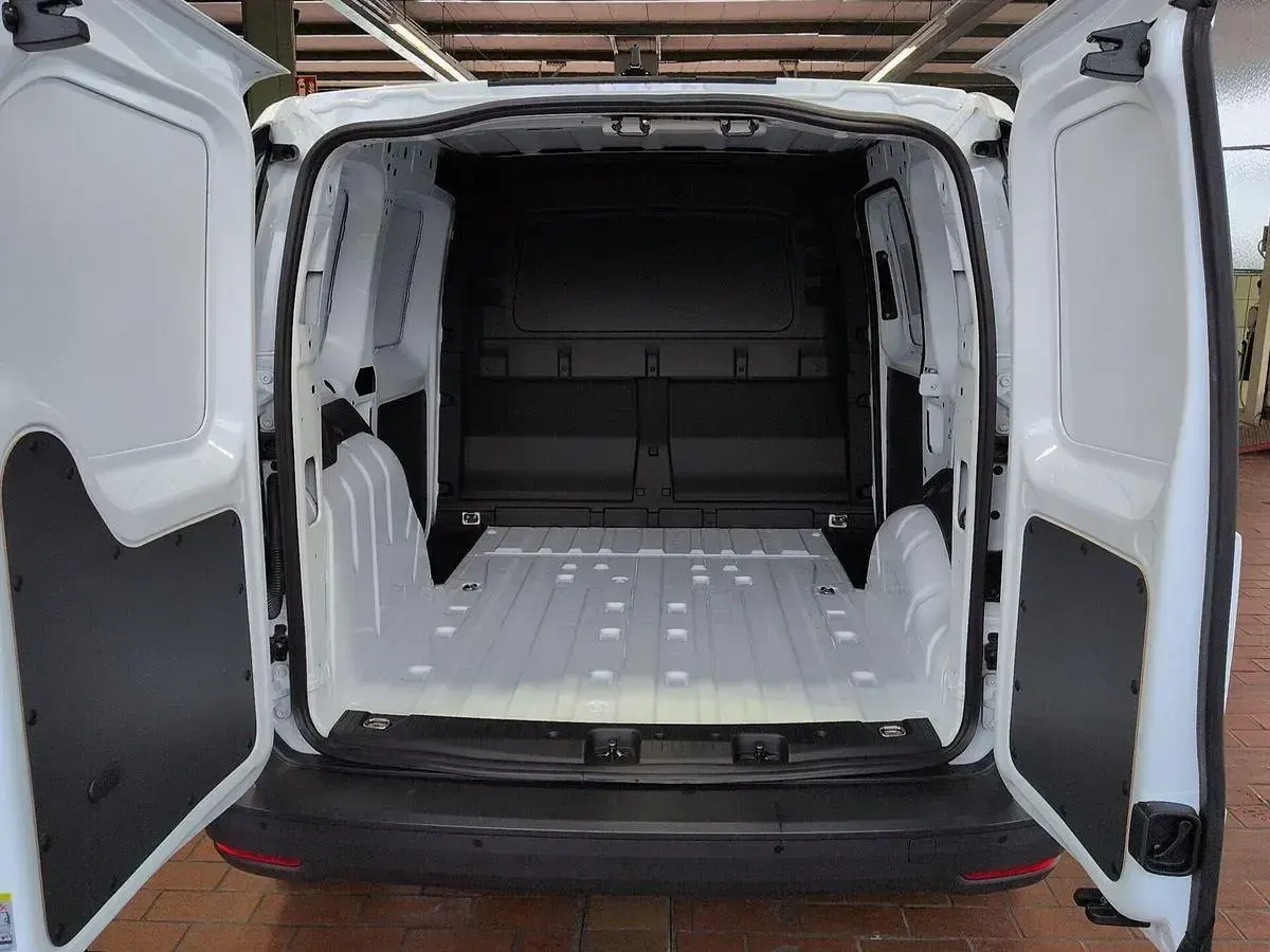 Gebraucht Ford Transit Connect Trend 102 PS (75 kW) 2025 Frozen white Van / Kleinbus