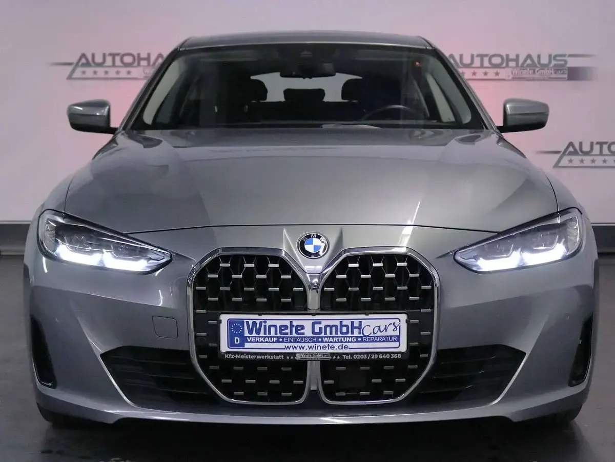 Gebraucht BMW 420 184 PS (135 kW) 2024 Skyscraper grau metallic Coupé