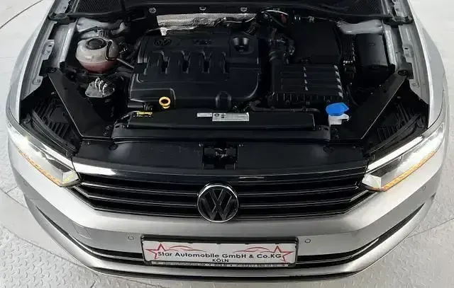 Gebraucht VW Passat Comfortline 150 PS (110 kW) 2017 Reflexsilber metallic Kombi