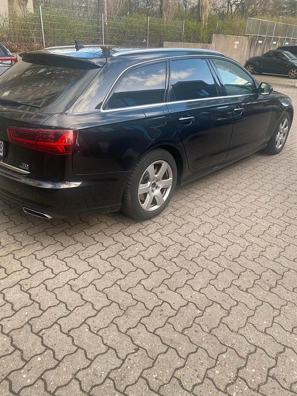 Gebraucht Audi A6 218 PS (160 kW) 2015 Schwarz Kombi