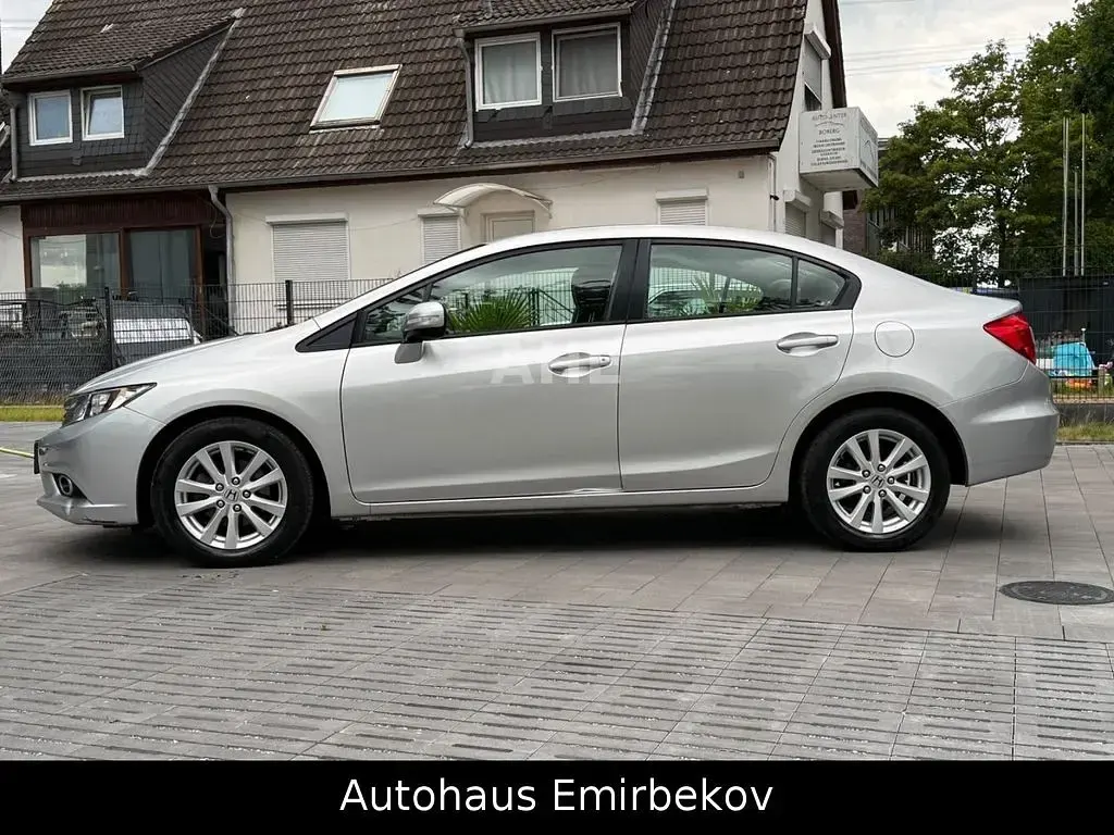 Gebraucht Honda Civic 141 PS (103 kW) 2013 Silber Limousine