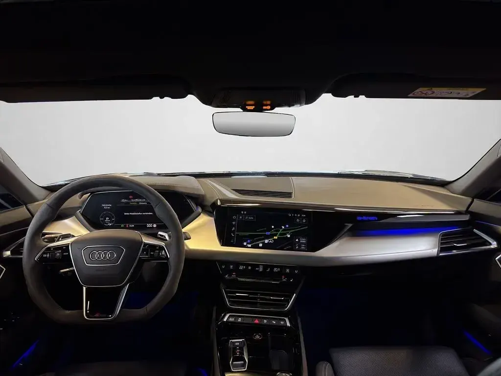Gebraucht Audi e-tron GT quattro Ambiente 439 kW (598 PS) 2024 Ascariblau metallic (metallic) Limousine