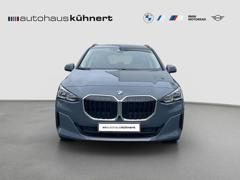 Neu BMW 218 150 PS (110 kW) 2026 Grau Kombi