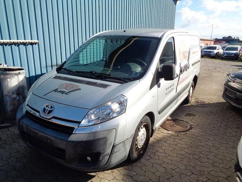 Silber Gebraucht 2013 Toyota Proace Life Van | 4.500 € (Guter Preis) - Bild 1/4
