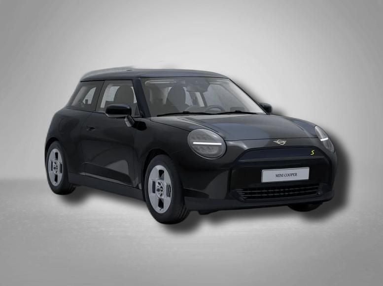 Gebraucht Mini Cooper SE Essential 160 kW (218 PS) 2025 Midnight black metallic Kleinwagen