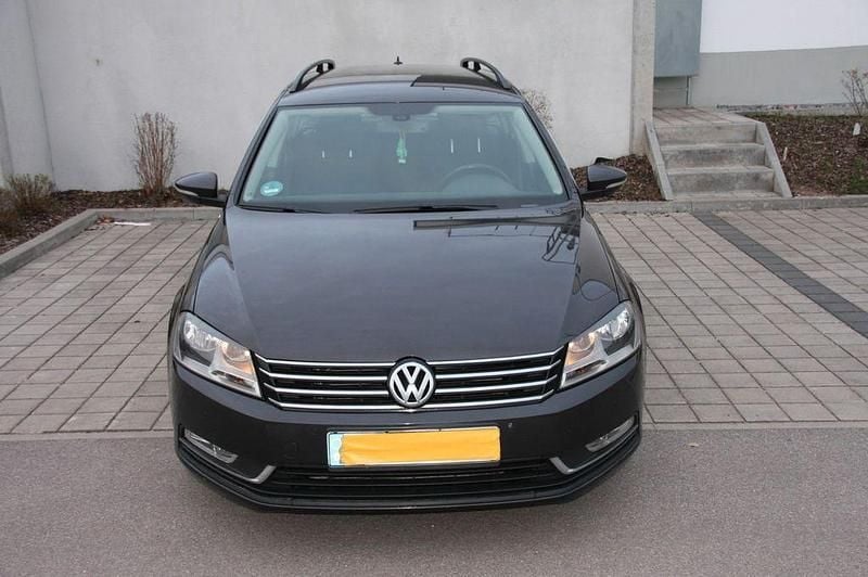 Gebraucht VW Passat Trendline 140 PS (102 kW) 2011 Braun Kombi