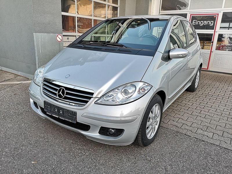 Gebraucht Mercedes A150 95 PS (69 kW) 2008 Silber Limousine