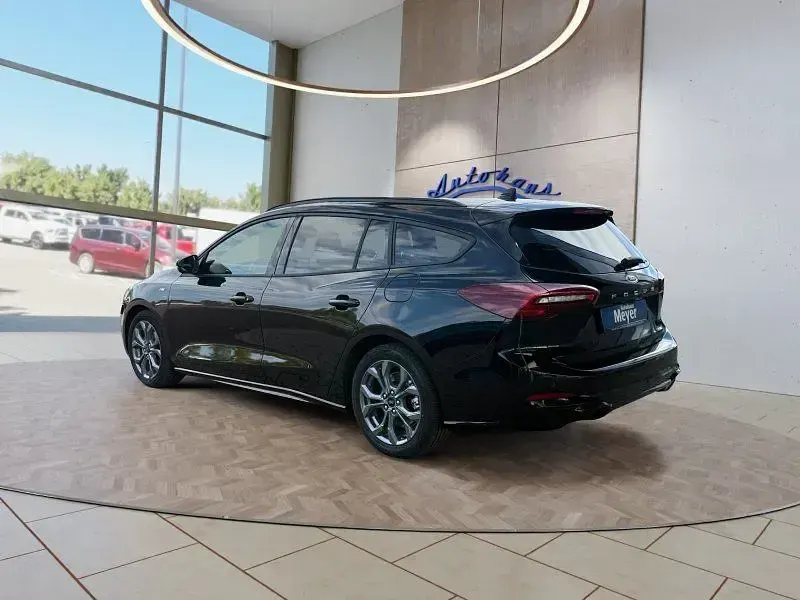 Neu Ford Focus ST-Line X 155 PS (114 kW) 2025 Agate black Kombi