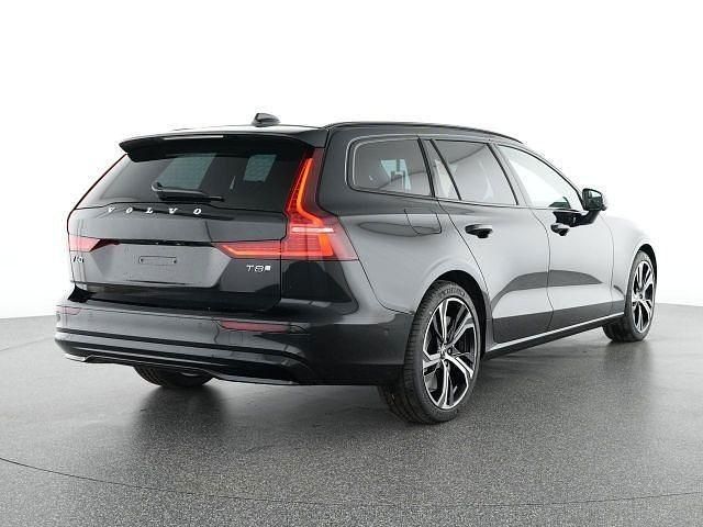 Gebraucht Volvo V60 Ultra 310 PS (228 kW) 2025 Schwarz Kombi