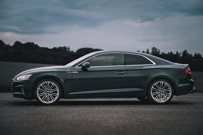 Gebraucht Audi S5 Ambiente 354 PS (260 kW) 2016 Grün Coupé