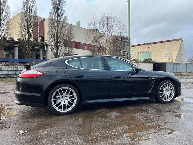 Gebraucht Porsche Panamera 4S 400 PS (294 kW) 2009 Schwarz Limousine