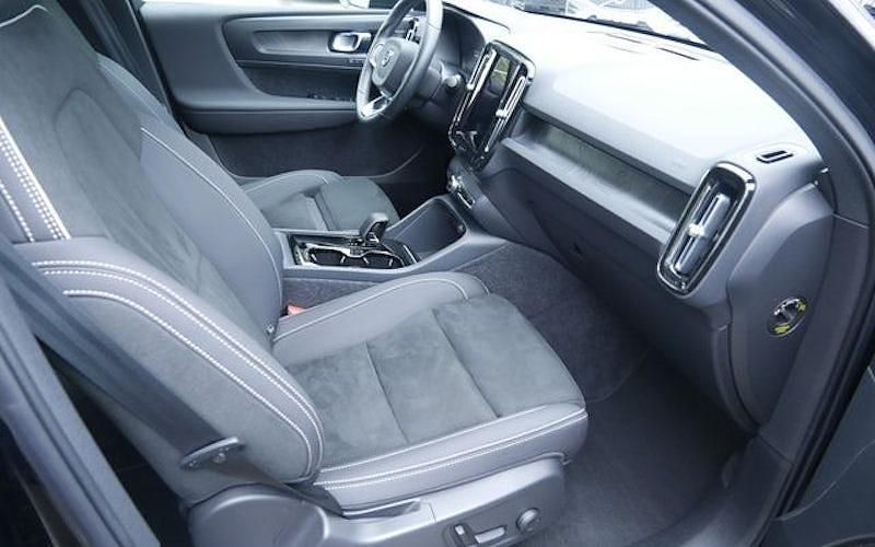 Gebraucht Volvo EC40 Plus 300 kW (408 PS) 2022 Schwarz SUV