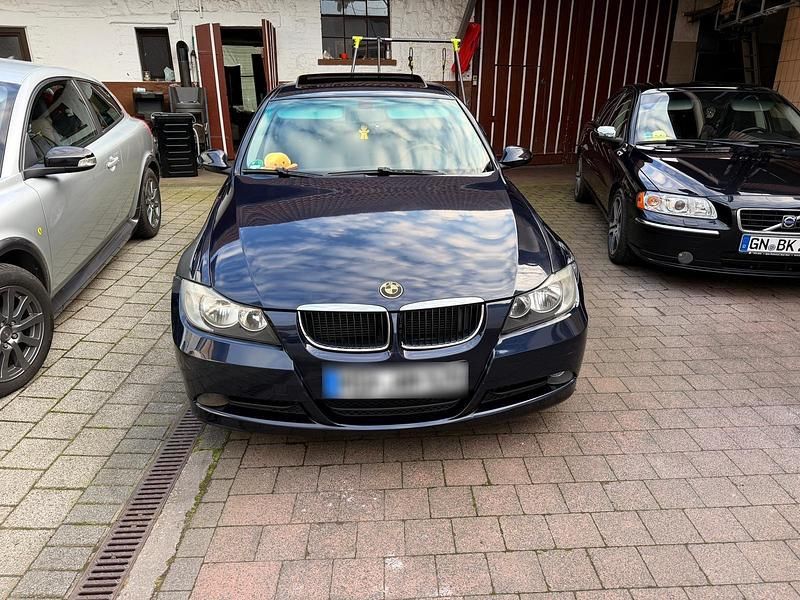 Gebraucht BMW 320 150 PS (110 kW) 2006 Limousine