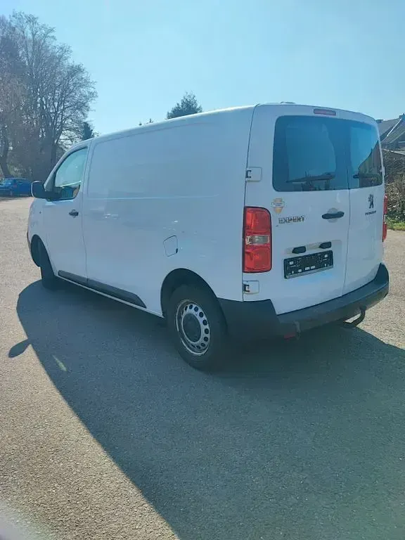 Gebraucht Peugeot Expert 122 PS (89 kW) 2016 Weiß Van